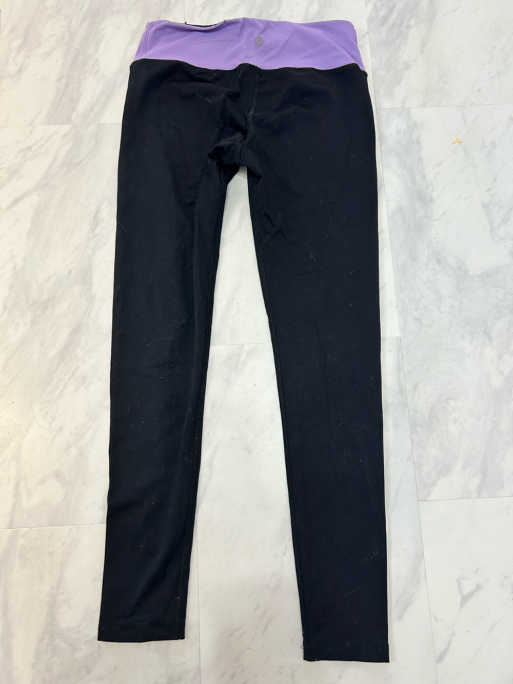 Lululemon leggings size 8